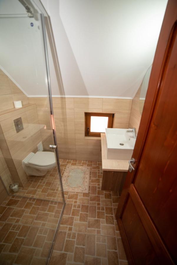 Hotel Casa Binu Arieşeni Esterno foto